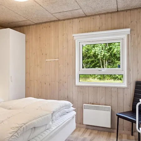 Katharine - 175m From The Sea By Interhome *